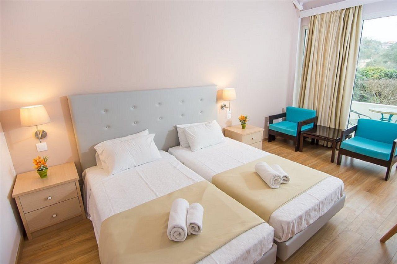 Alexandros Hotel Perama (Corfu) Exterior foto