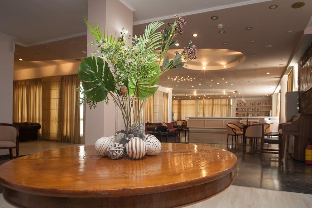 Alexandros Hotel Perama (Corfu) Exterior foto