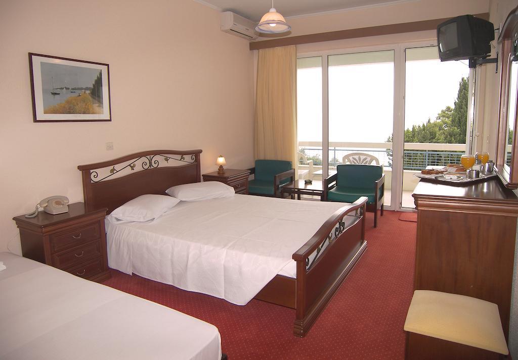 Alexandros Hotel Perama (Corfu) Exterior foto