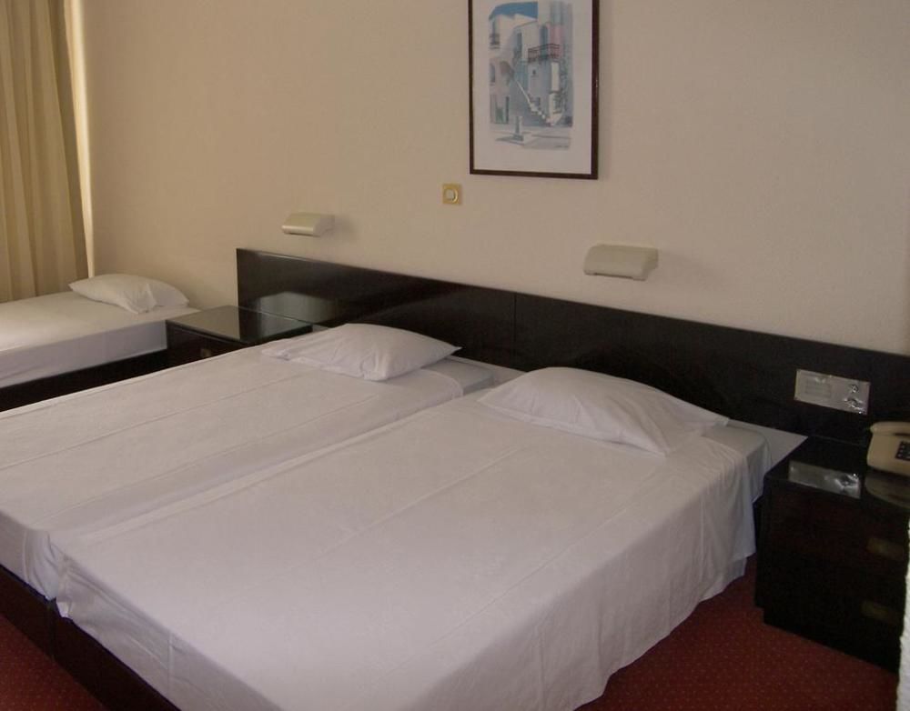 Alexandros Hotel Perama (Corfu) Exterior foto