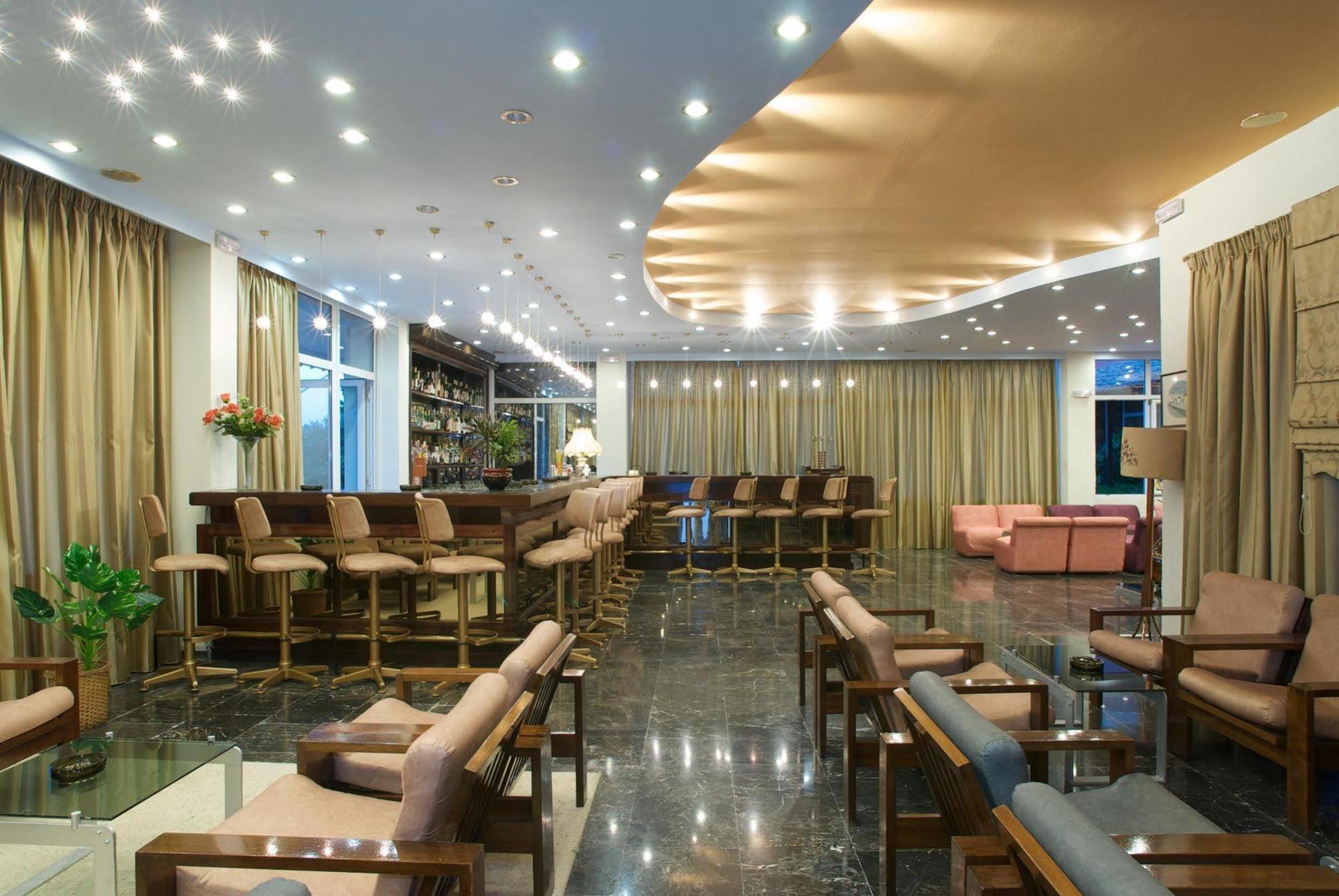 Alexandros Hotel Perama (Corfu) Exterior foto