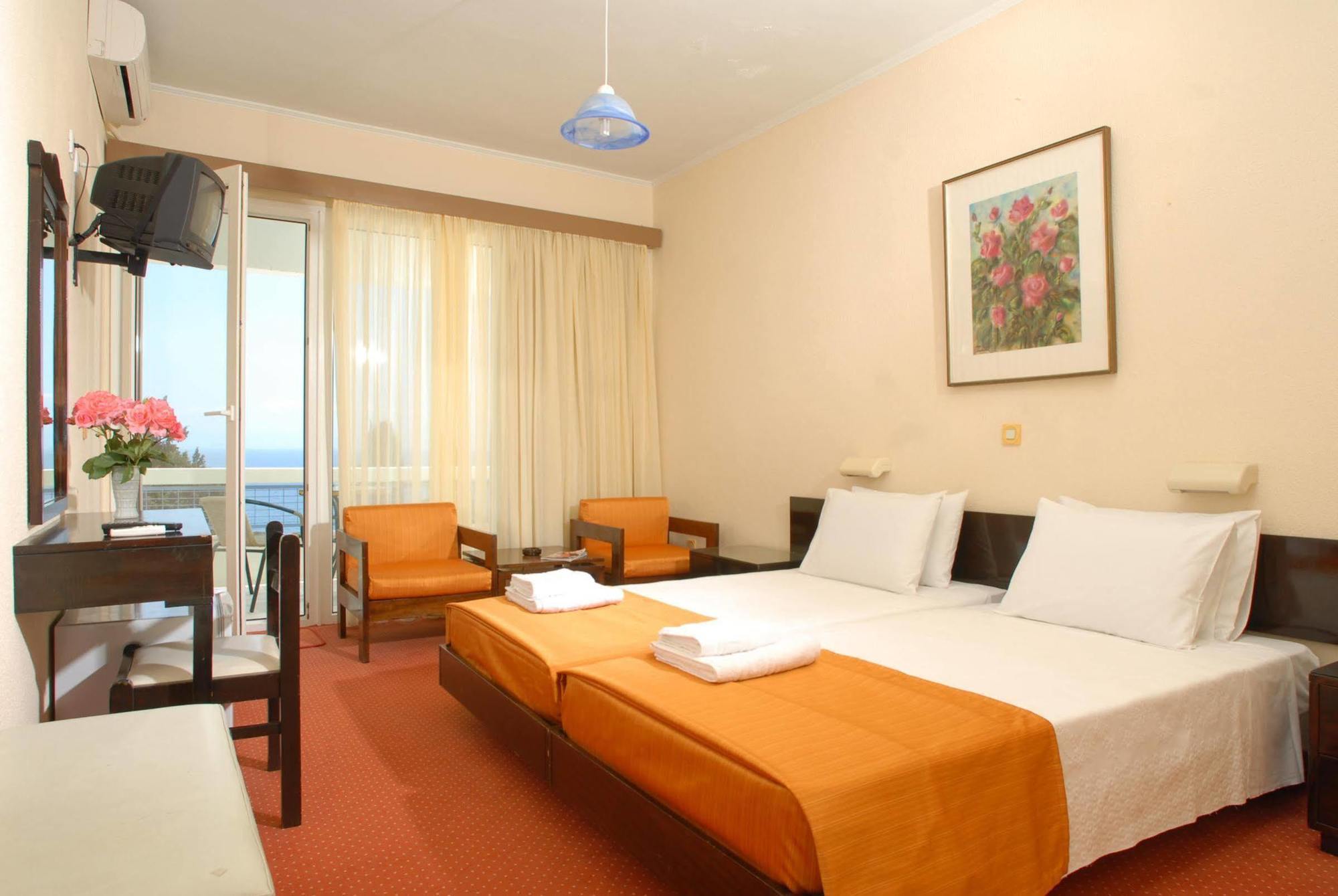 Alexandros Hotel Perama (Corfu) Exterior foto