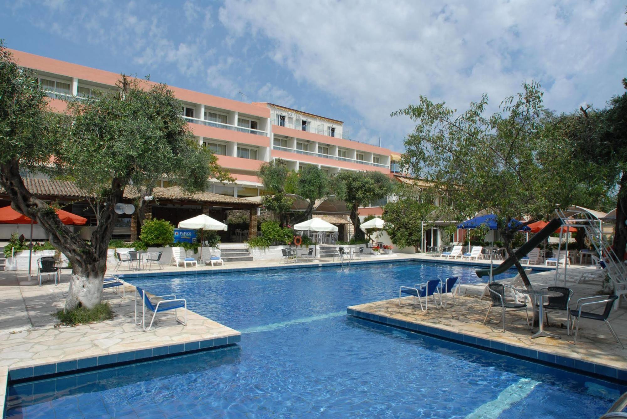 Alexandros Hotel Perama (Corfu) Exterior foto